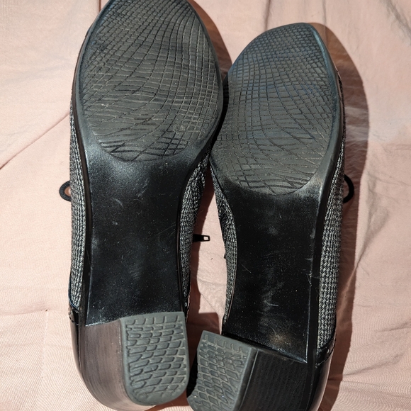 Covington Sheena Black Patent Gray Oxford Block Heel Laces Size 8 Dark Academia - Picture 7 of 10